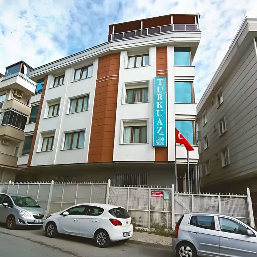 Turkuaz Maltepe Kız Yurdu